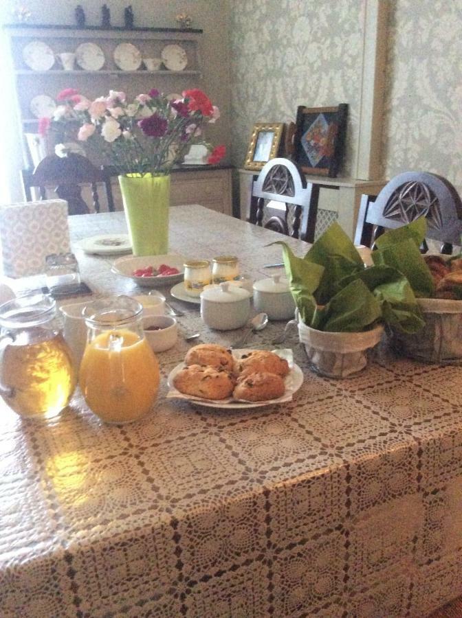 Bed and Breakfast No 3 Route De Lingramiere La Ferte-Mace Экстерьер фото